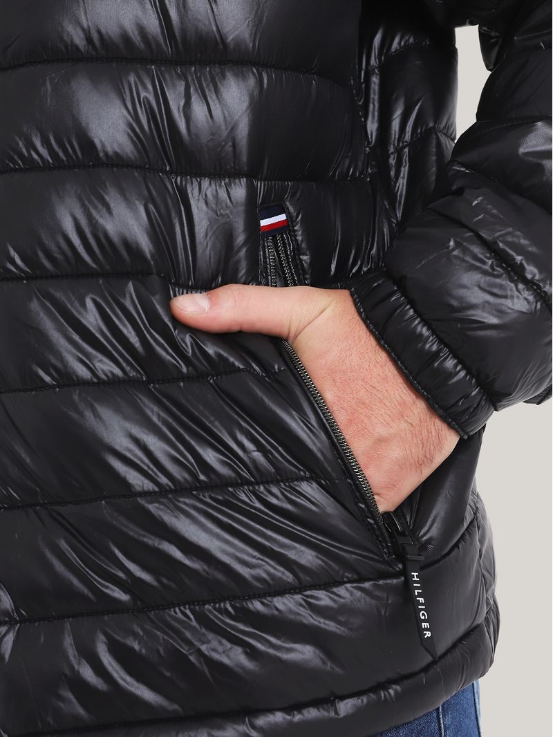Parka-Polished-Con-Logo