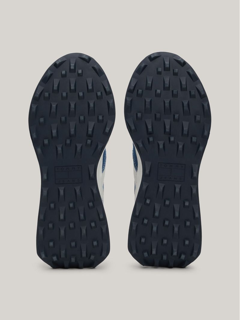 Zapatillas-Con-Diseño-Retro