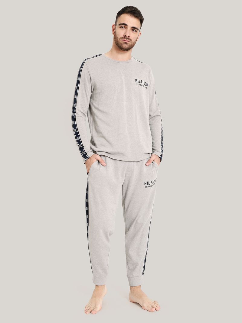 Pijama-Polera-Manga-Larga-Logo-C-Neck