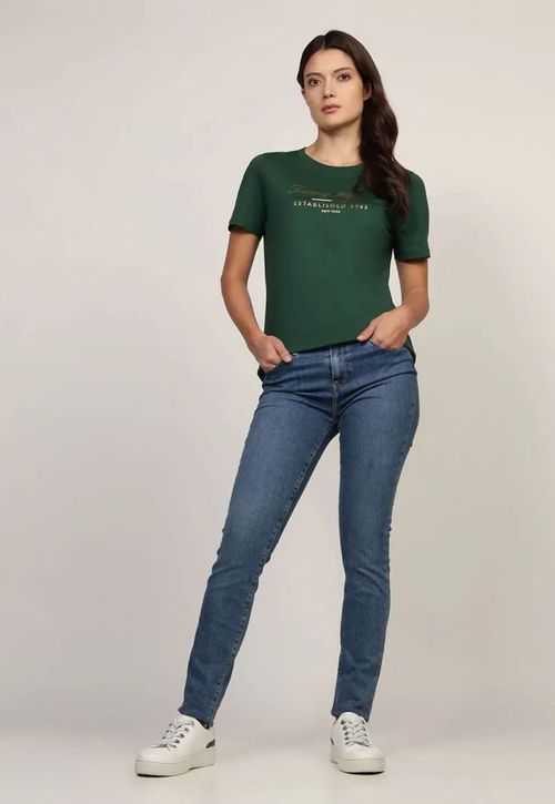 Polera Con Logo Gráfico Script