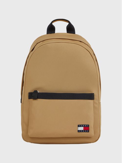 Mochila Essential Con Logo De Parche