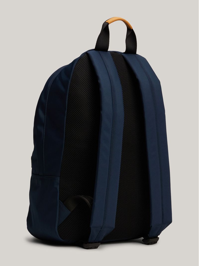 Mochila-Essential-Con-Logo-De-Parche