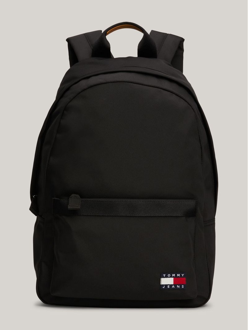 Mochila-Essential-Con-Logo-De-Parche