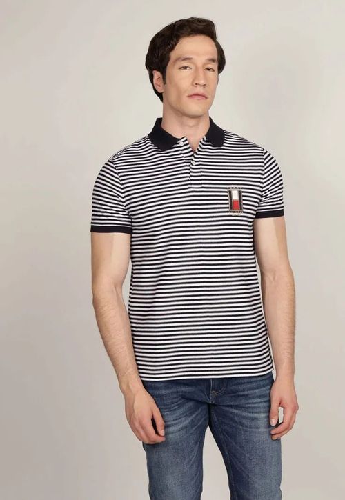 Polo De Corte Regular Con Logo Vertical