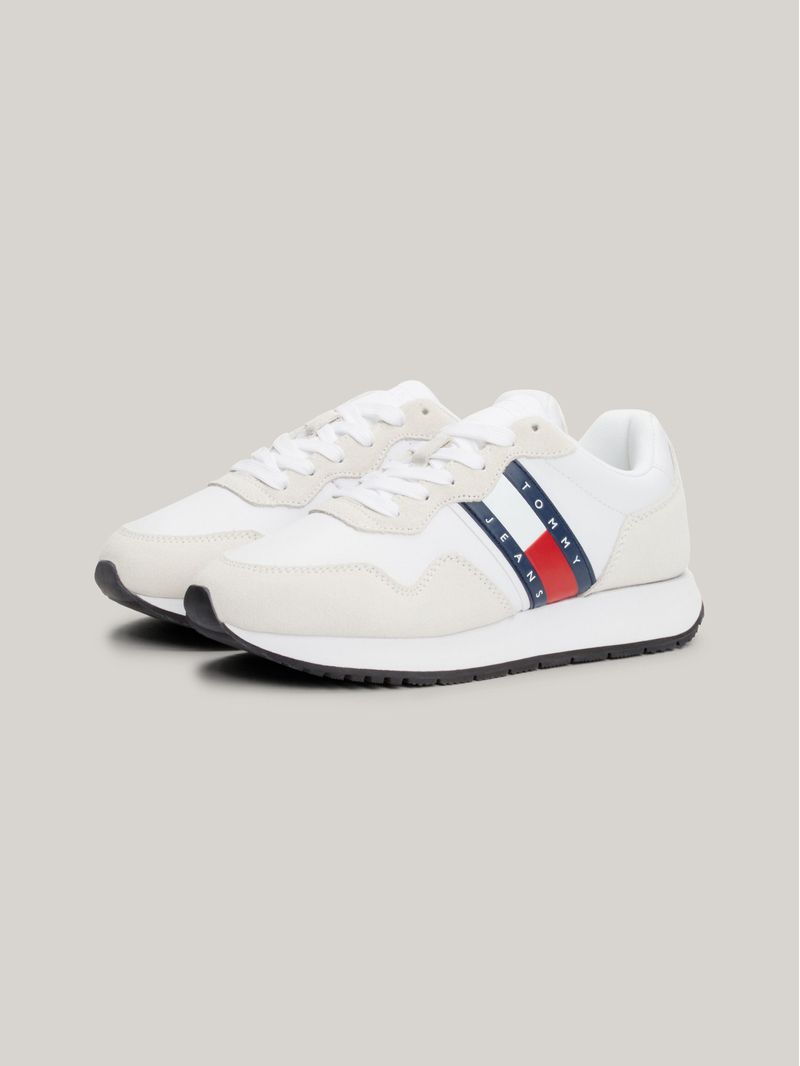 Zapatillas-Essential-Con-Suela-Dentada