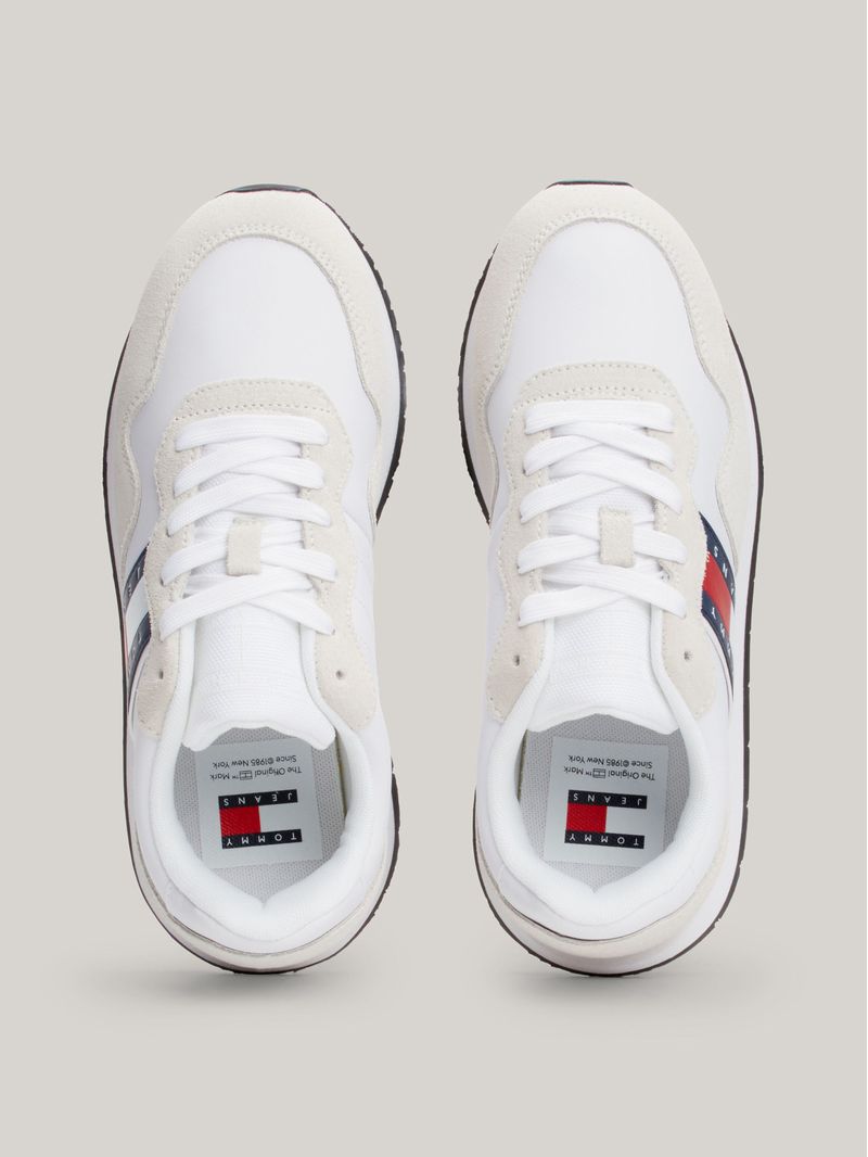 Zapatillas-Essential-Con-Suela-Dentada