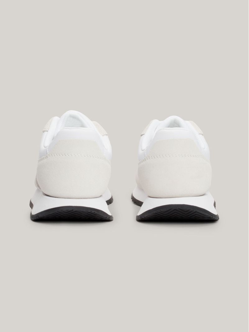 Zapatillas-Essential-Con-Suela-Dentada