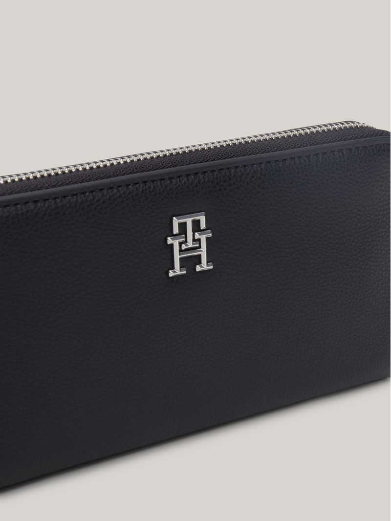 Billetera-Essential-Monogram