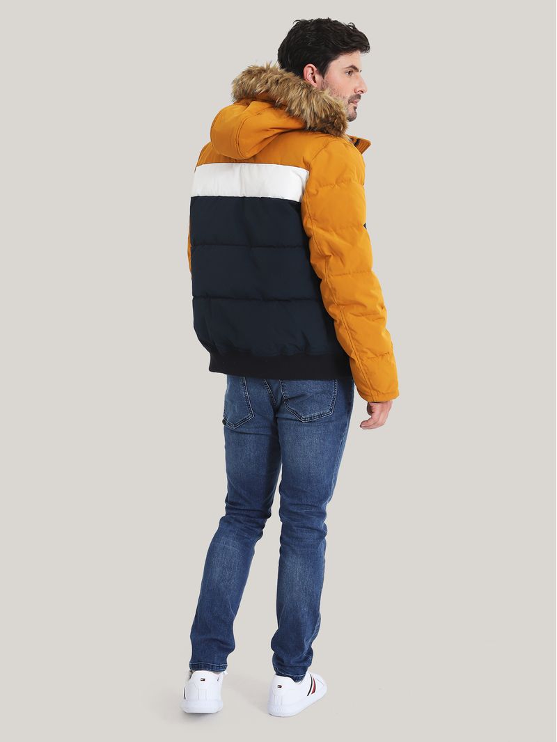 Parka-Artic-Con-Logo