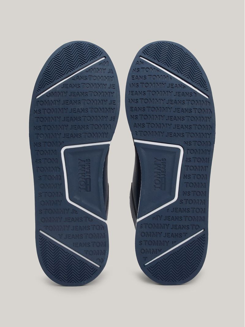 Zapatillas-Essential-Con-Parche