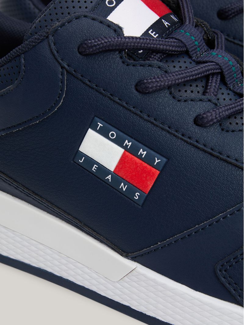 Zapatillas-Essential-Con-Parche