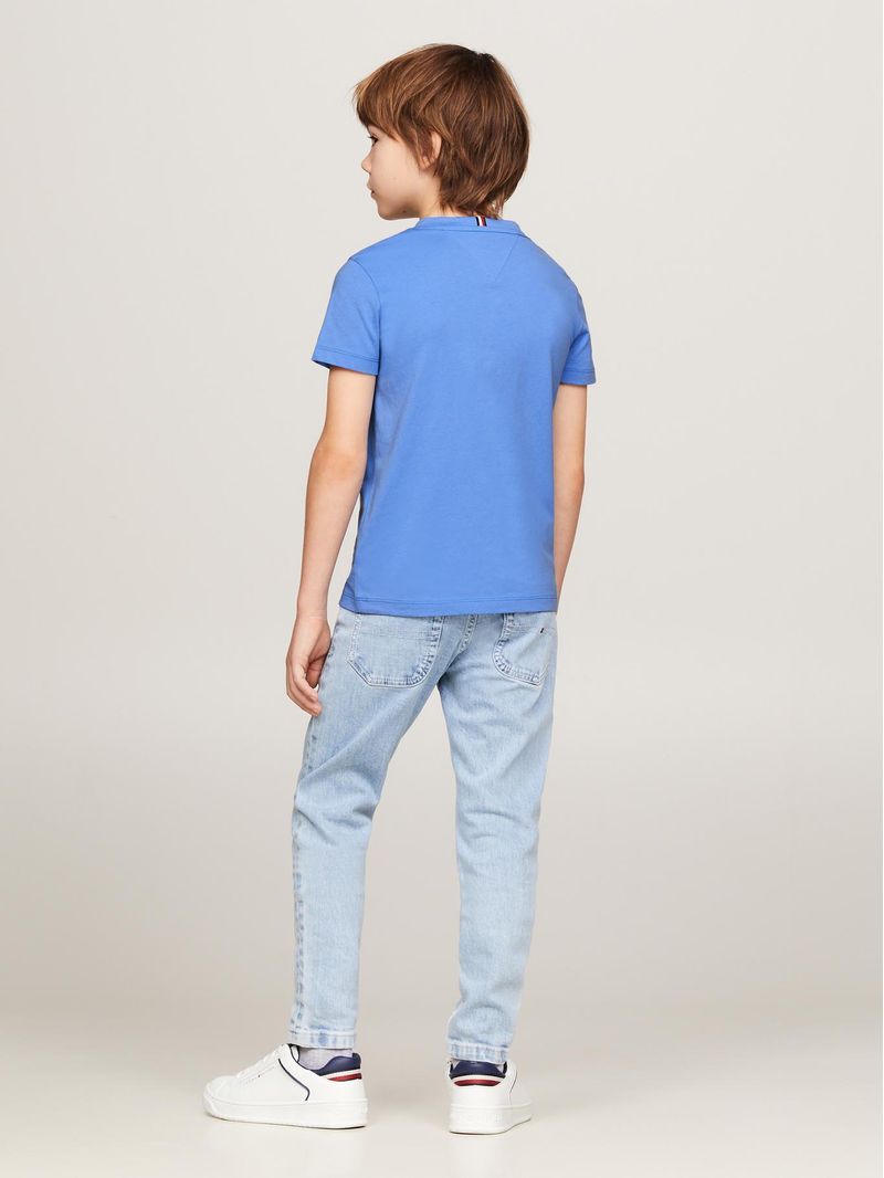 Polera-C-Neck-Con-Logo
