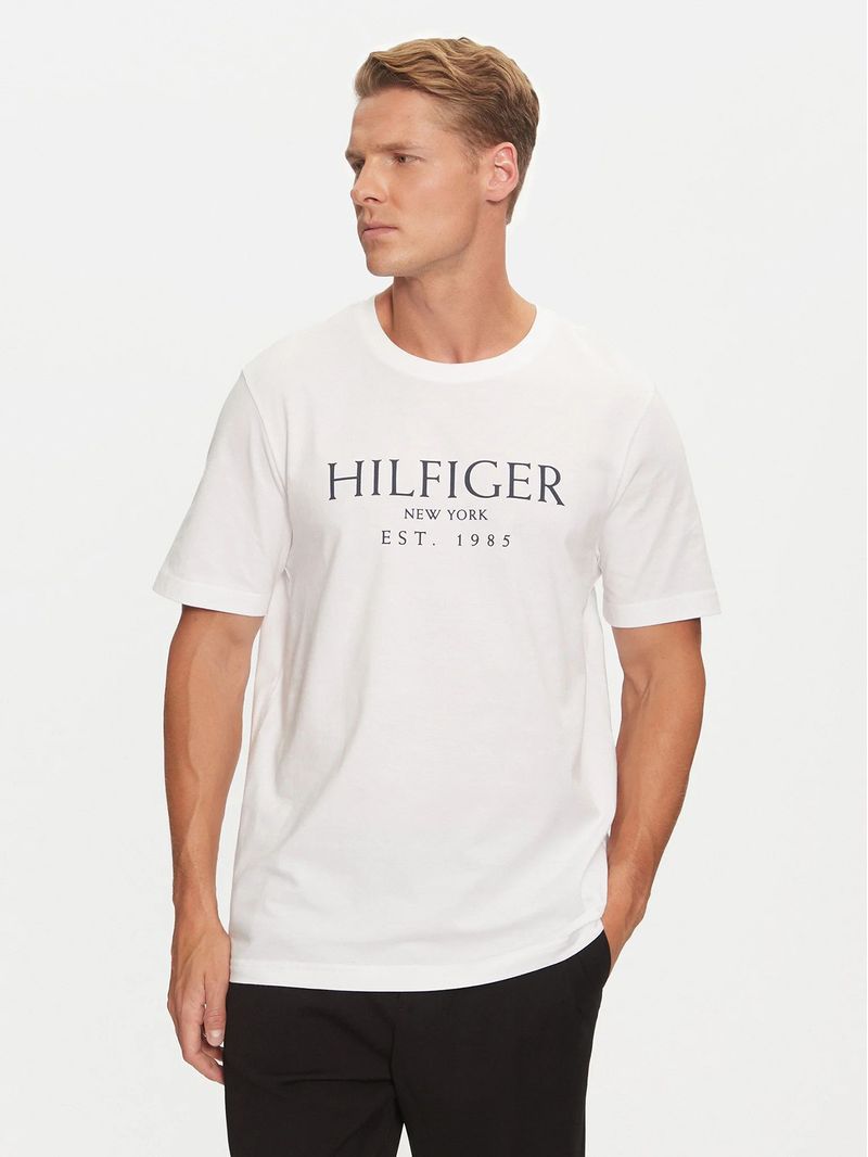 Polera-Con-Logo-Monotype