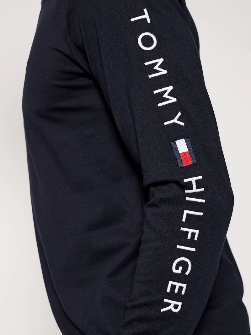 label-3