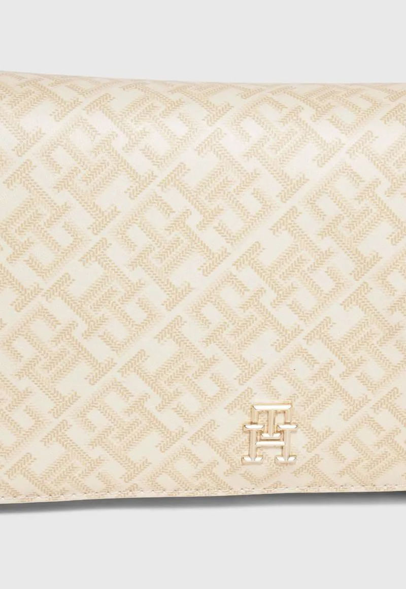 label-3
