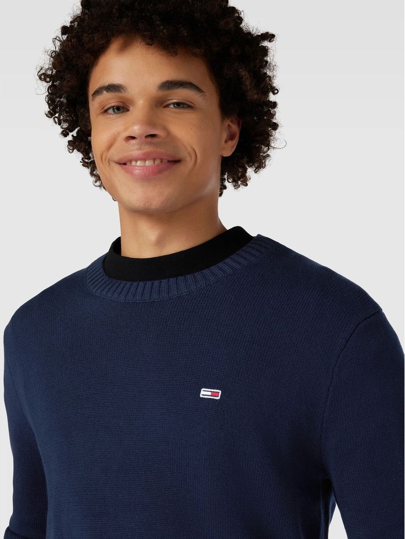 Sweater-Essential-Slim-Fit