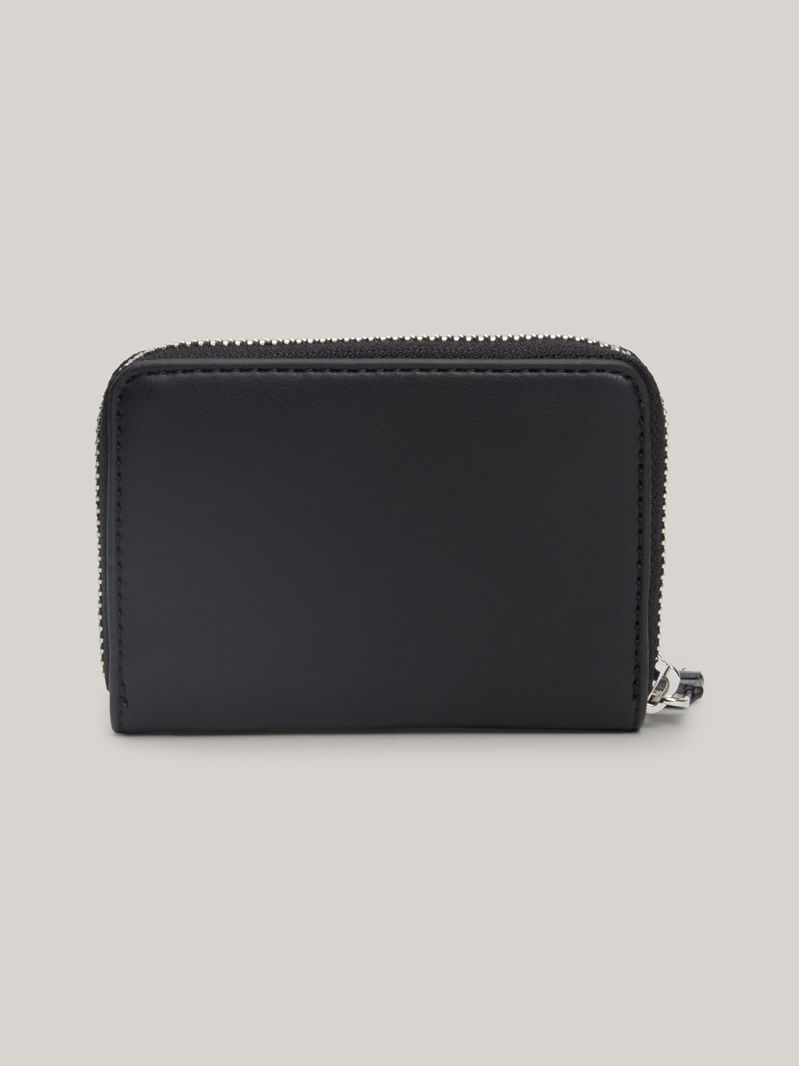 Billetera-Essential-Logo-Metalico