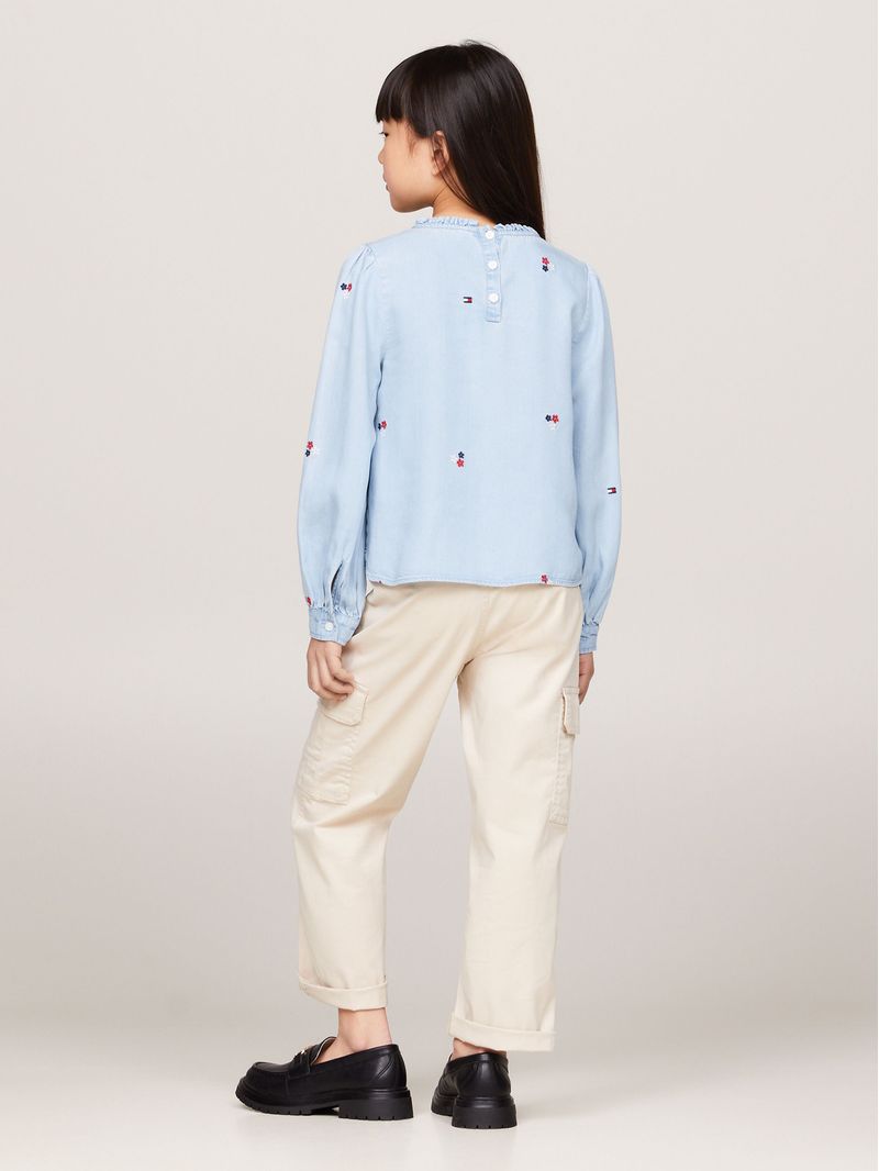 Blusa-De-Chambray-Con-Bordado-Floral