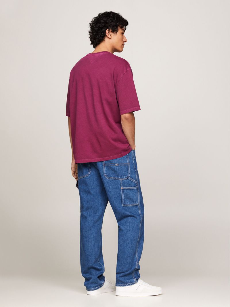 Polera--Oversize-Con-Parche-Y-Con-Logo