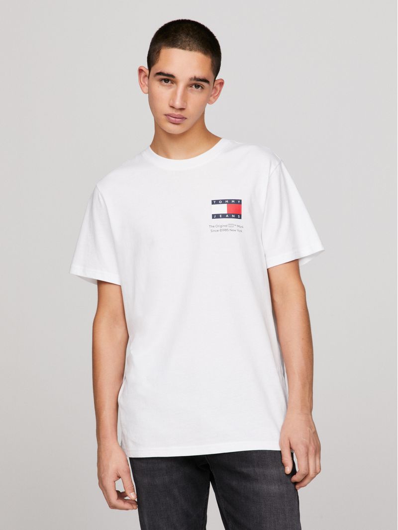 Polera-Essential-Con-Logo