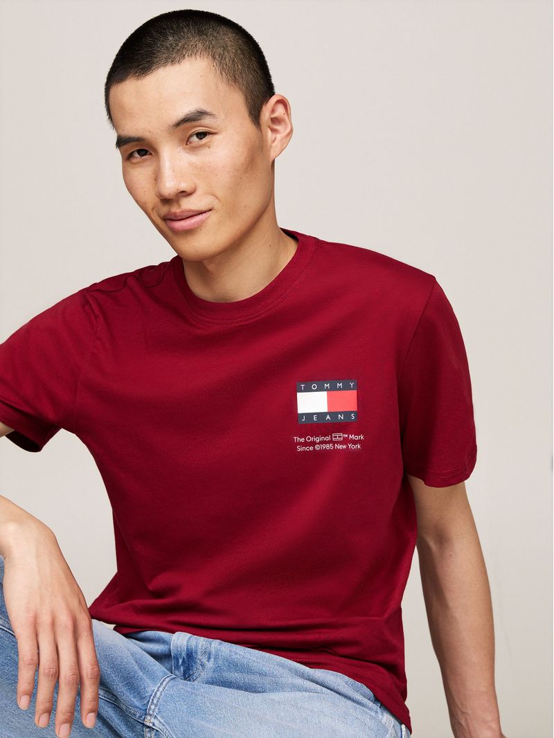 Polera-Essential-Con-Logo