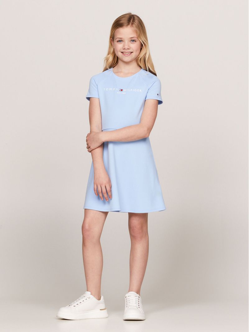 Vestido-Essential-Con-Logo