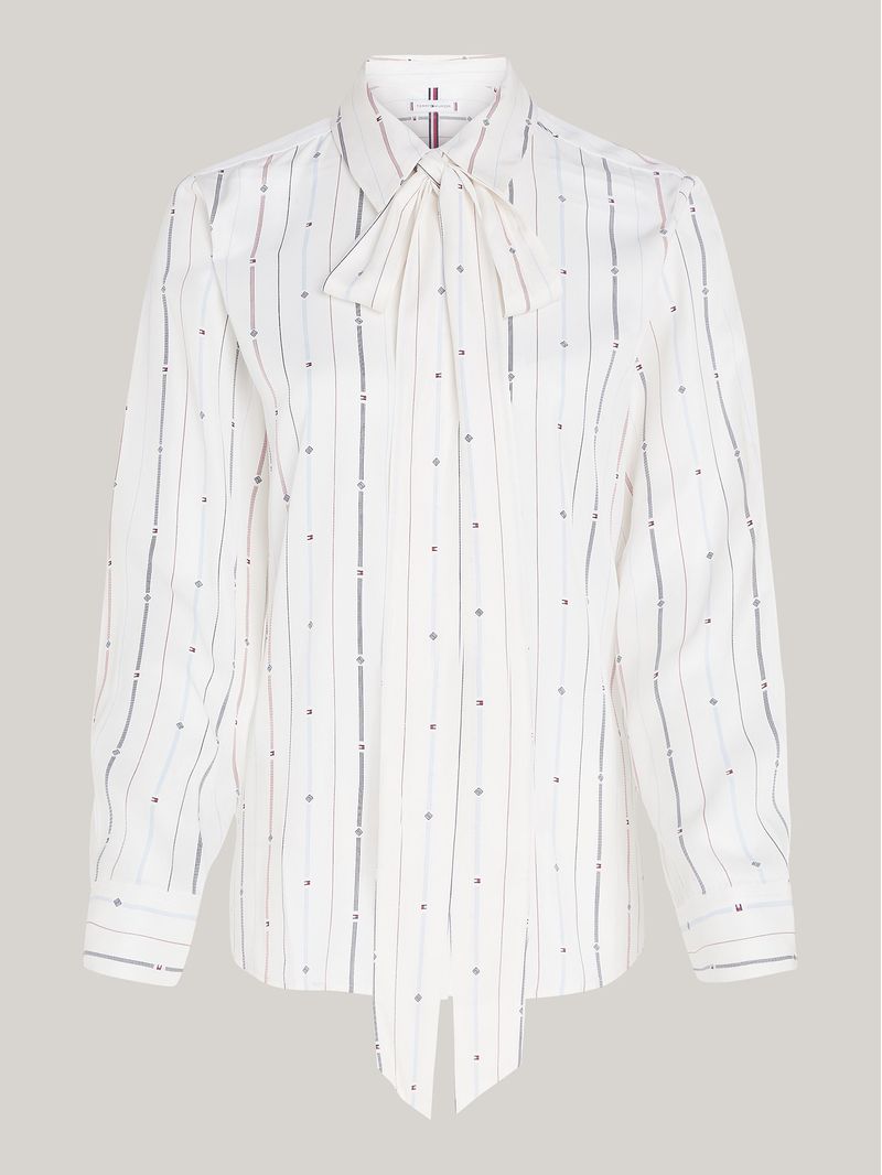 Camisa-De-Rayas-Con-Lazo-En-El-Cuello