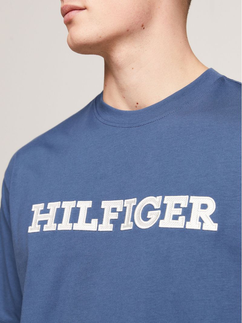 Polera-Con-Logo-Monotype-Bordado