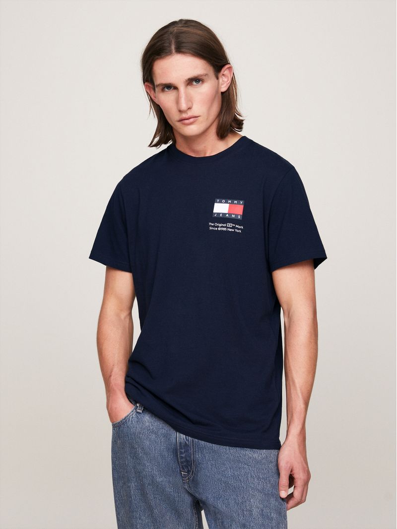 Polera-Essential-Con-Logo