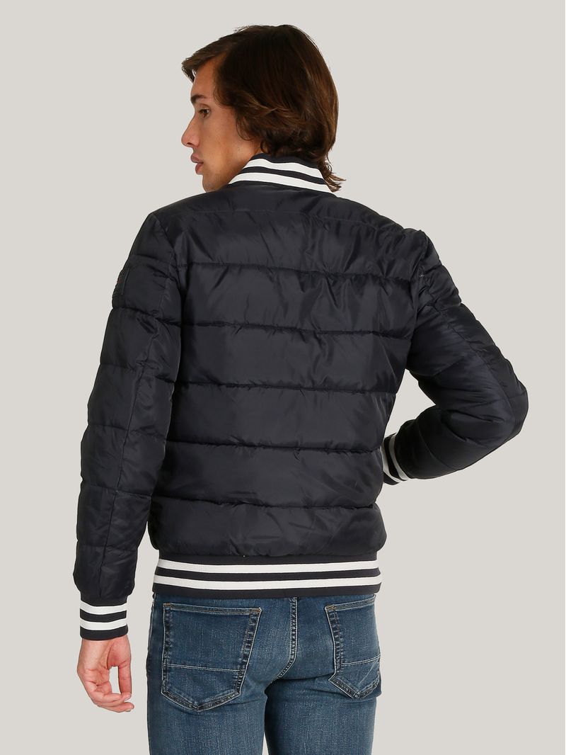 label-3