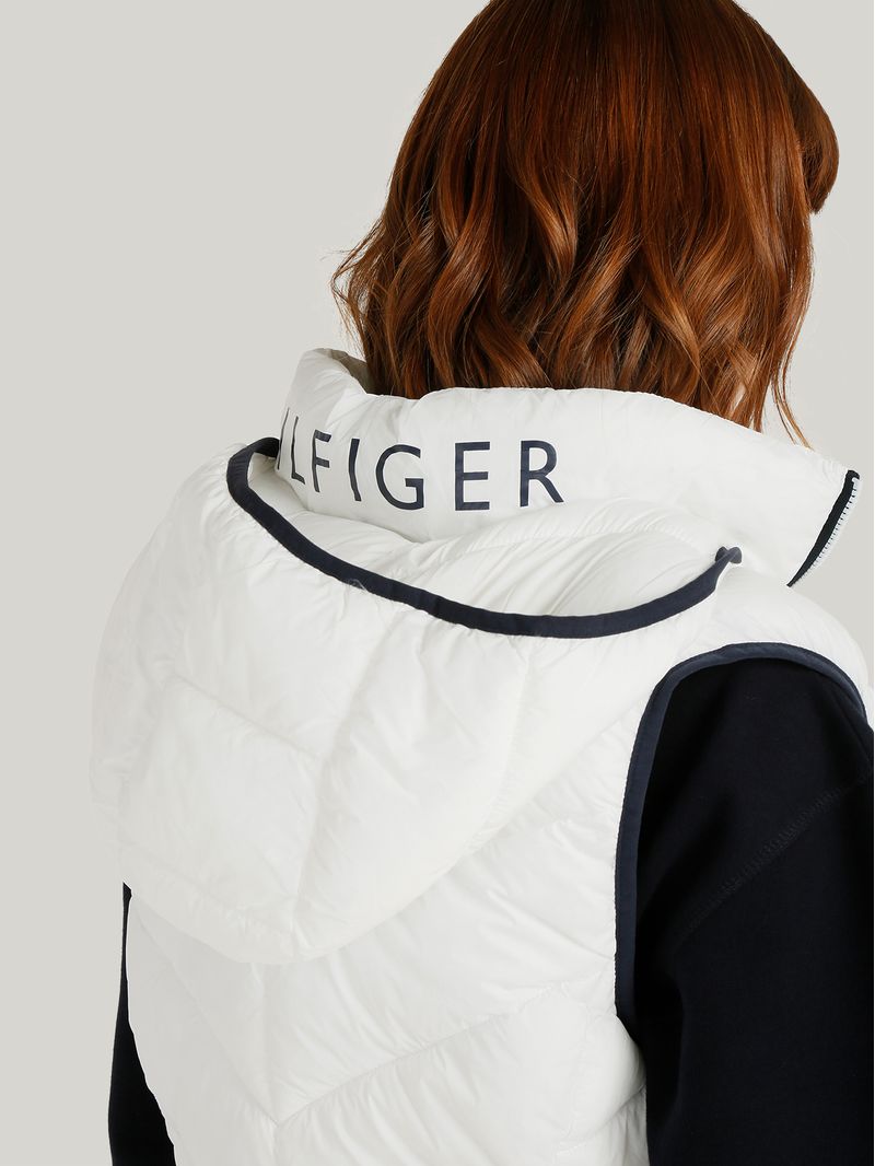 label-3