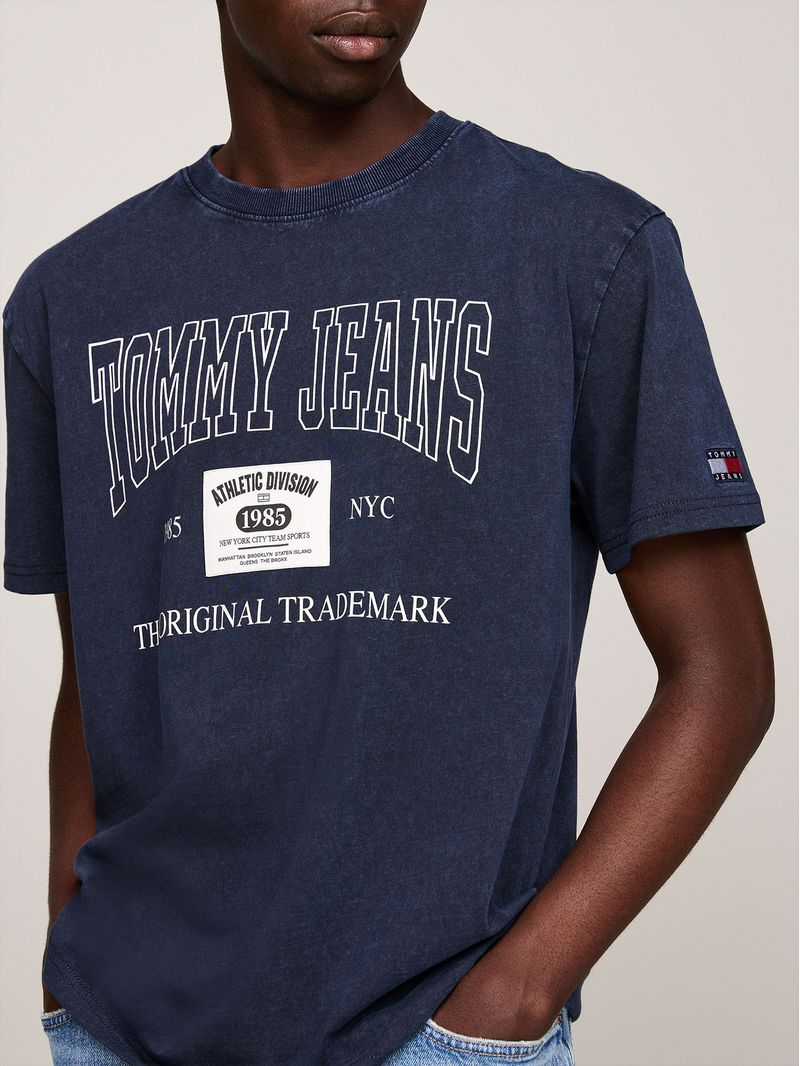 Polera-Archive-Con-Logo-Regular-Fit