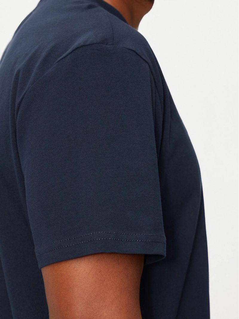 Polera-Regular-Fit-Con-Logo-Bordado