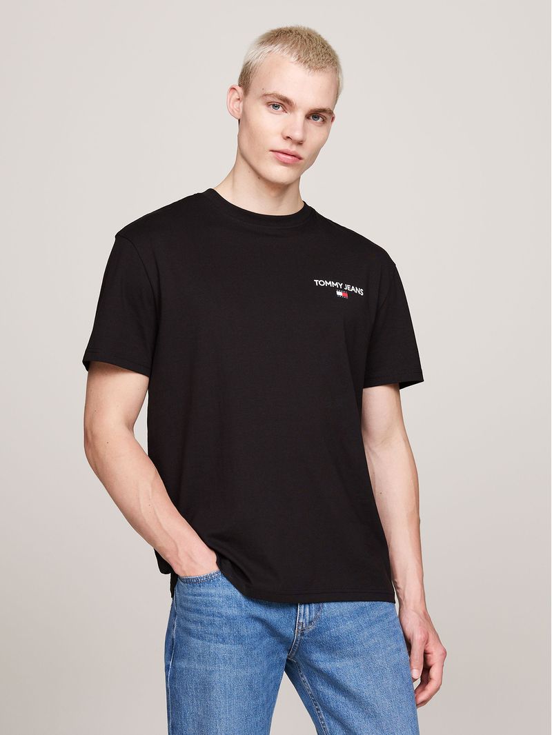 Polera-Con-Logo-En-La-Espalda