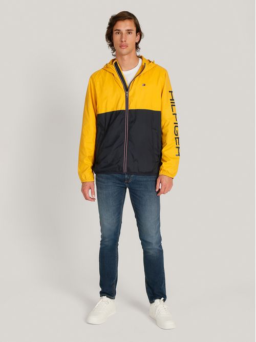 Cortaviento Color Block Con Logo