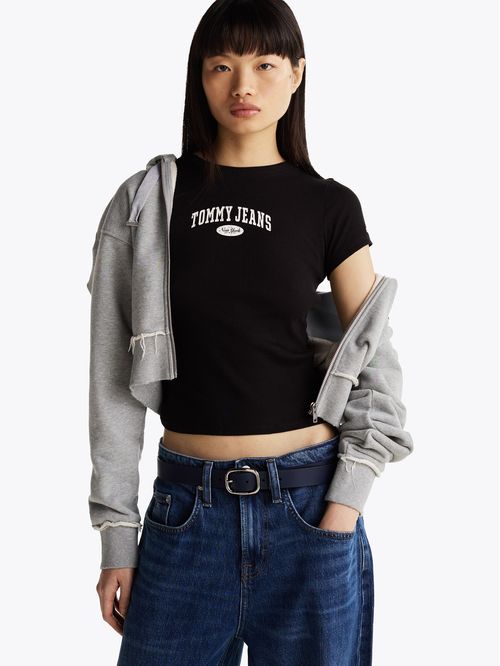 Polera Varsity Acanalada Slim Fit