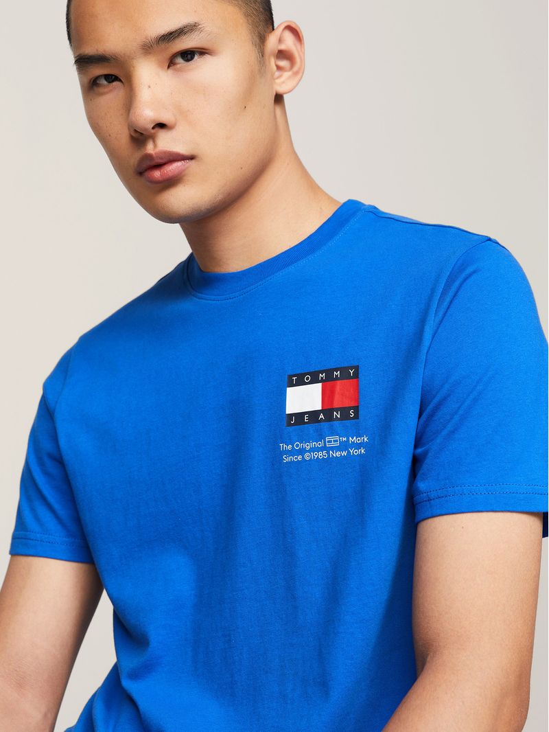 Polera-Essential-Con-Logo