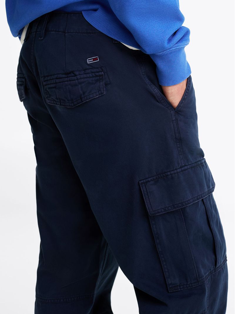 label-3