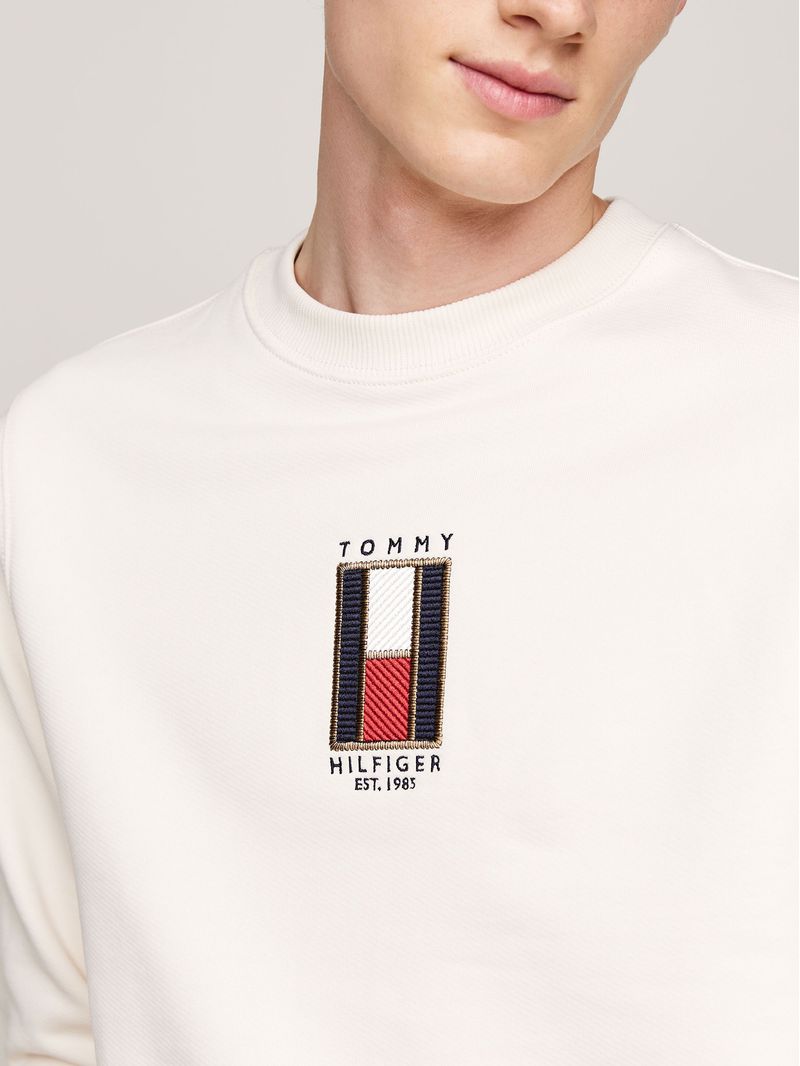 label-3