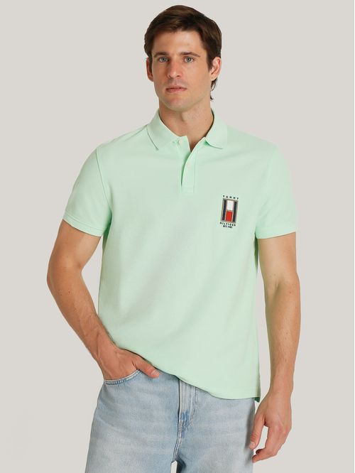 Polo De Corte Regular Con Logo Vertical