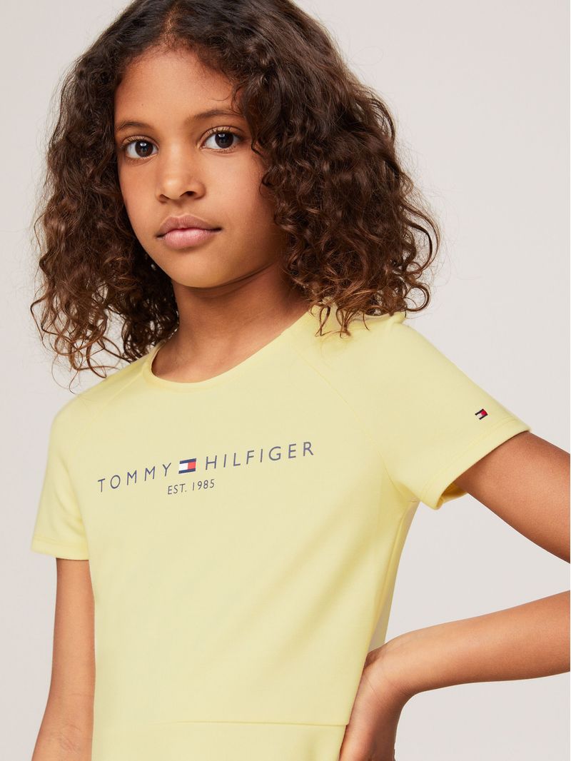 Vestido-Essential-Con-Logo