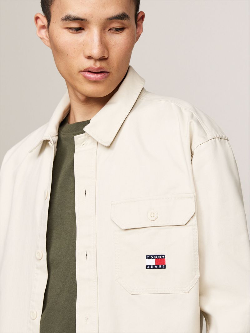 Camisa-Essential-Con-Logo-De-Parche