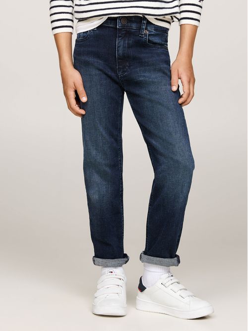 Jeans De Corte Skater Con Logo
