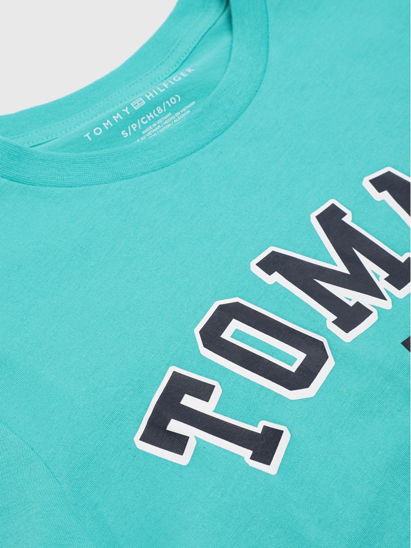 Polera-Con-Logo-Circular
