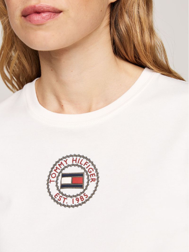 Polera-De-Corte-Slim-Con-Sello