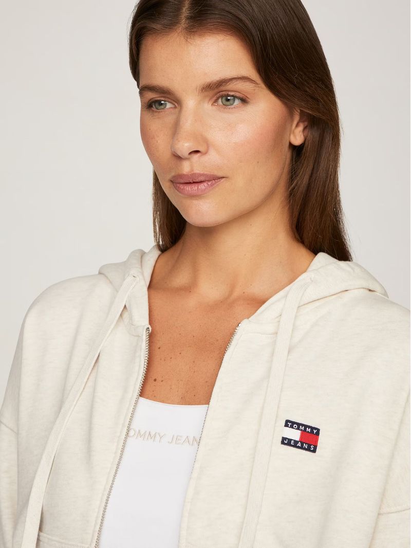 label-3