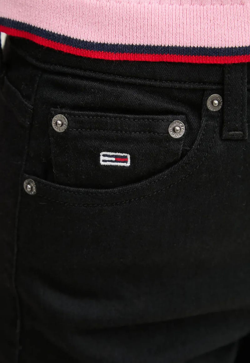 label-3