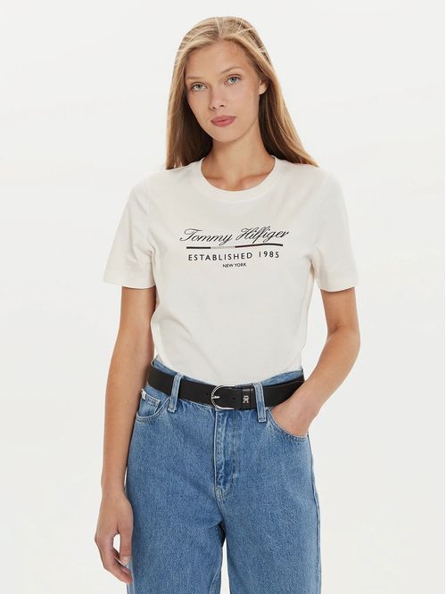 Polera Con Logo Gráfico Script