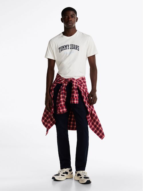 Polera Varsity Slim Fit Con Logo