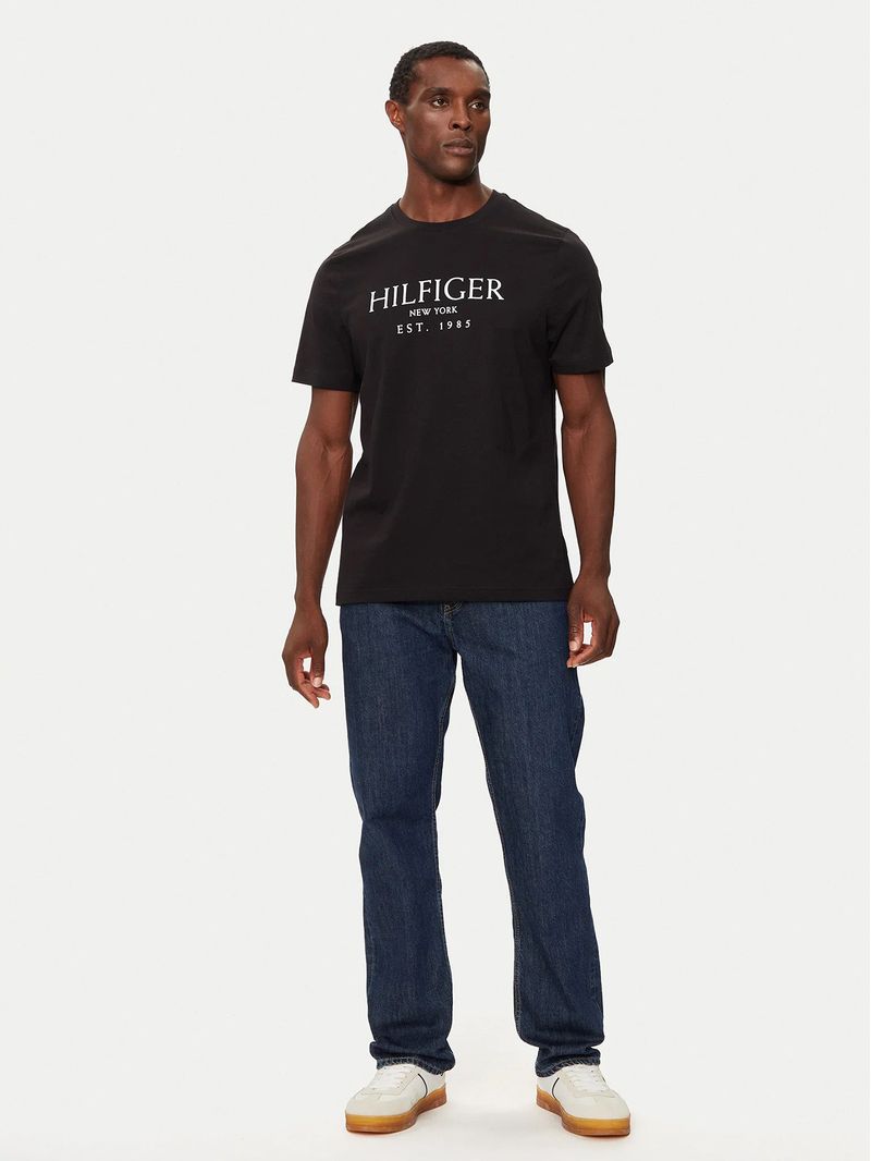 Polera-Con-Logo-Monotype